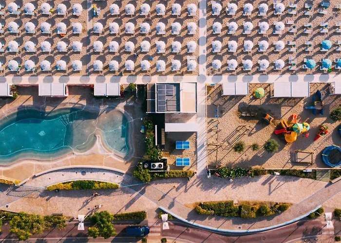 Hotel International