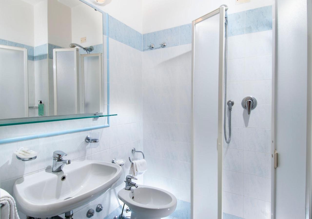 International Hotel 3*